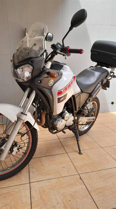 YAMAHA XTZ 250 TÉNÉRÉ 